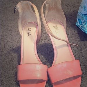 Light pink 2 inch heel with tan color